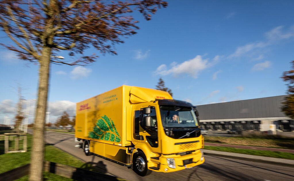 volvo-fe-electric-dhl-3.jpg