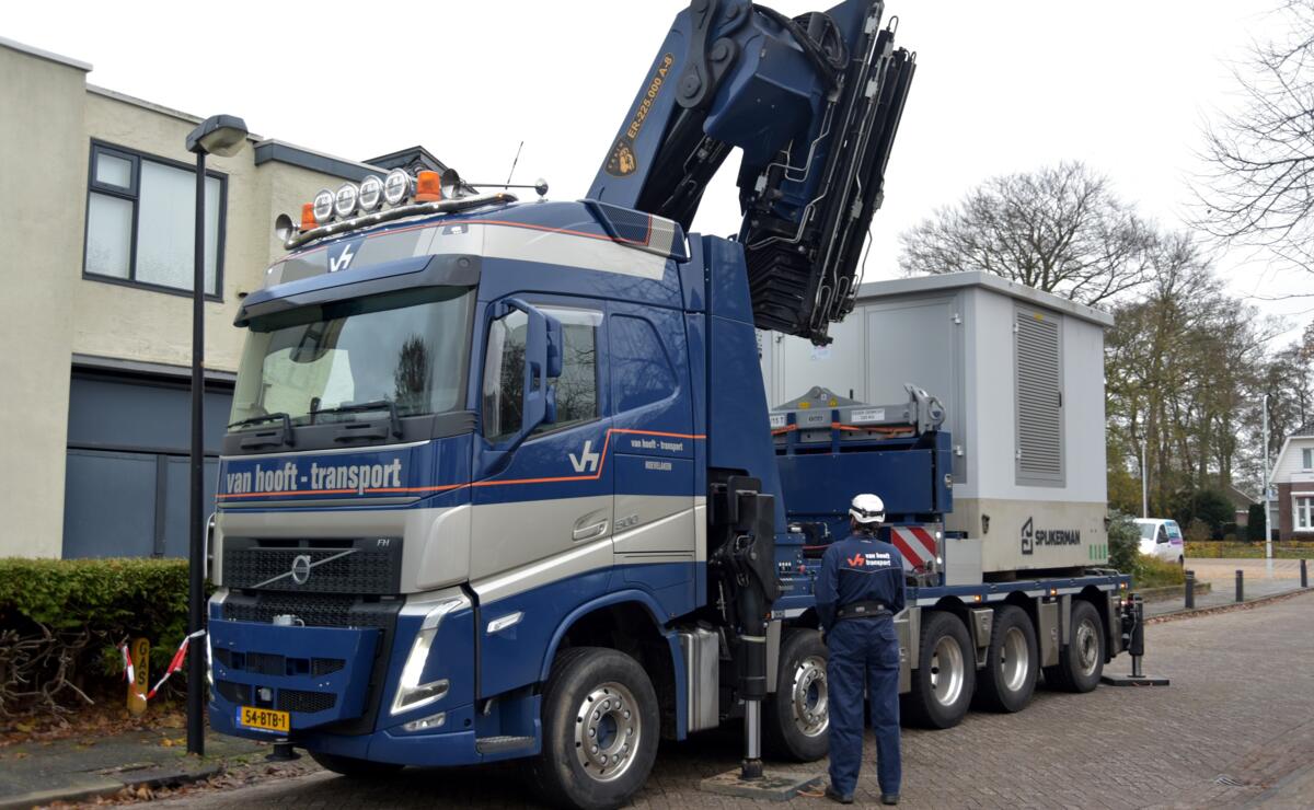 Van Hooft (13) - verkleind Van Hooft (13) - verkleind