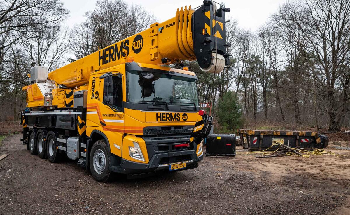 Kraanverhuurbedrijf Herms Volvo FMX