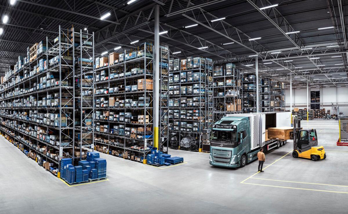 Harbers Trucks - Volvo FH Electric - 14