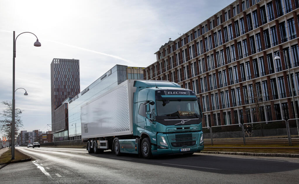 Harbers-volvo-fm-electric-1024