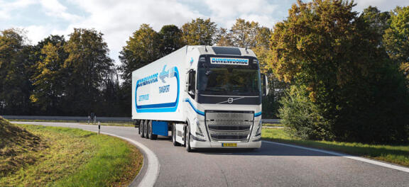 Volvo-FH-Electric-Duivenvoorde-Transport_1500.jpg