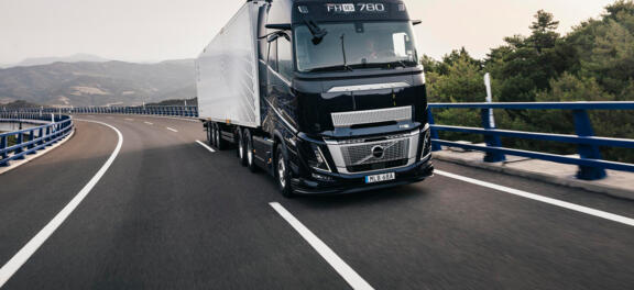 Volvo Trucks Volvo FH16-header Volvo Trucks Volvo FH16-header