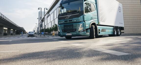 volvo_trucks__59A2813_PR_Original file (2) (1) (1) (1)