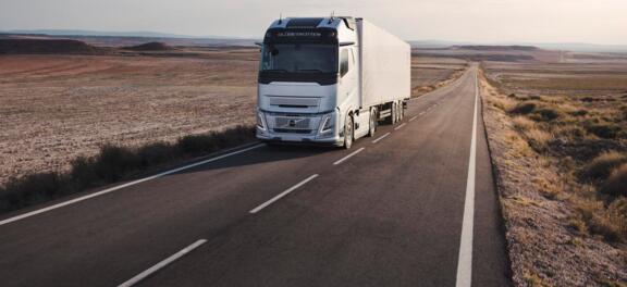 volvo-trucks-fh-aero-low-emission-steel header volvo-trucks-fh-aero-low-emission-steel header