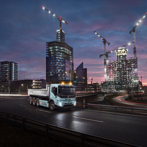 Harbers-Trucks-Volvo-FMX-Electric-002 Harbers-Trucks-Volvo-FMX-Electric-002