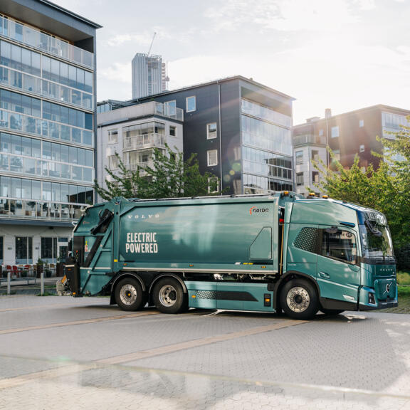 Harbers_Trucks_Volvo_FM_Low_Entry_01 Harbers_Trucks_Volvo_FM_Low_Entry_01