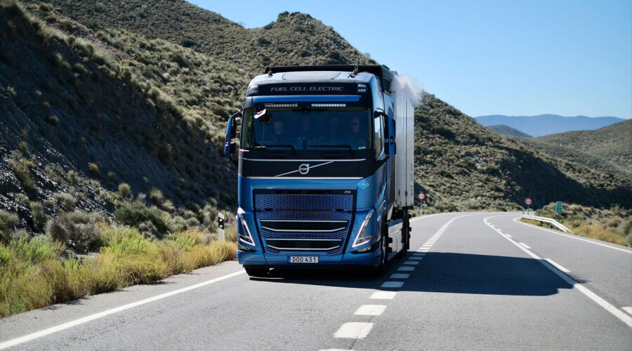 Volvo Trucks waterstoftruck header