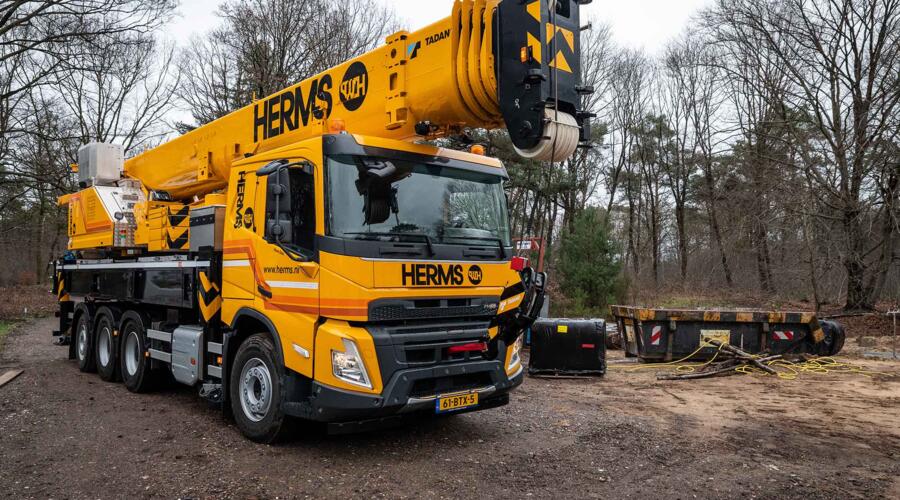 Kraanverhuurbedrijf Herms Volvo FMX