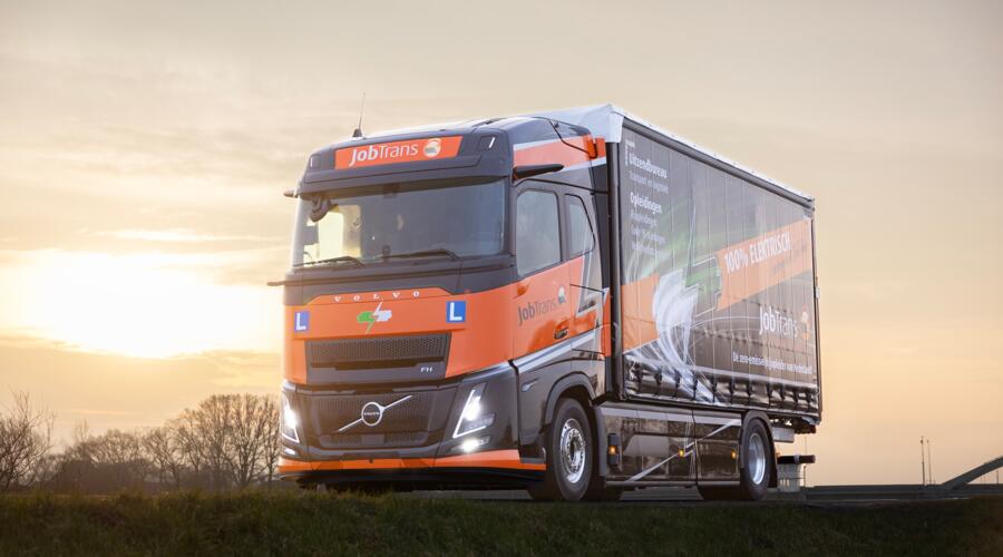 volvo-fh-aero-electric-jobtrans1