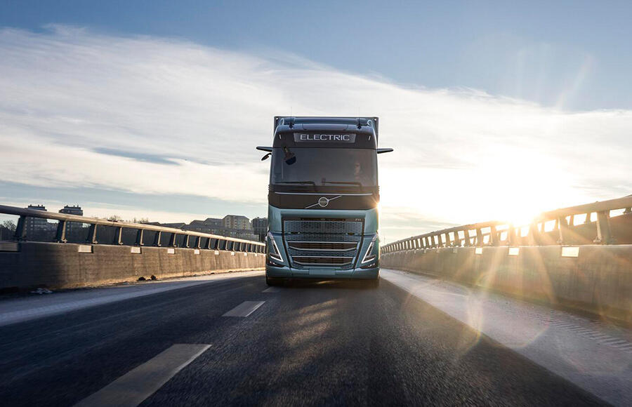 Harbers Trucks - Volvo FH Electric - 06