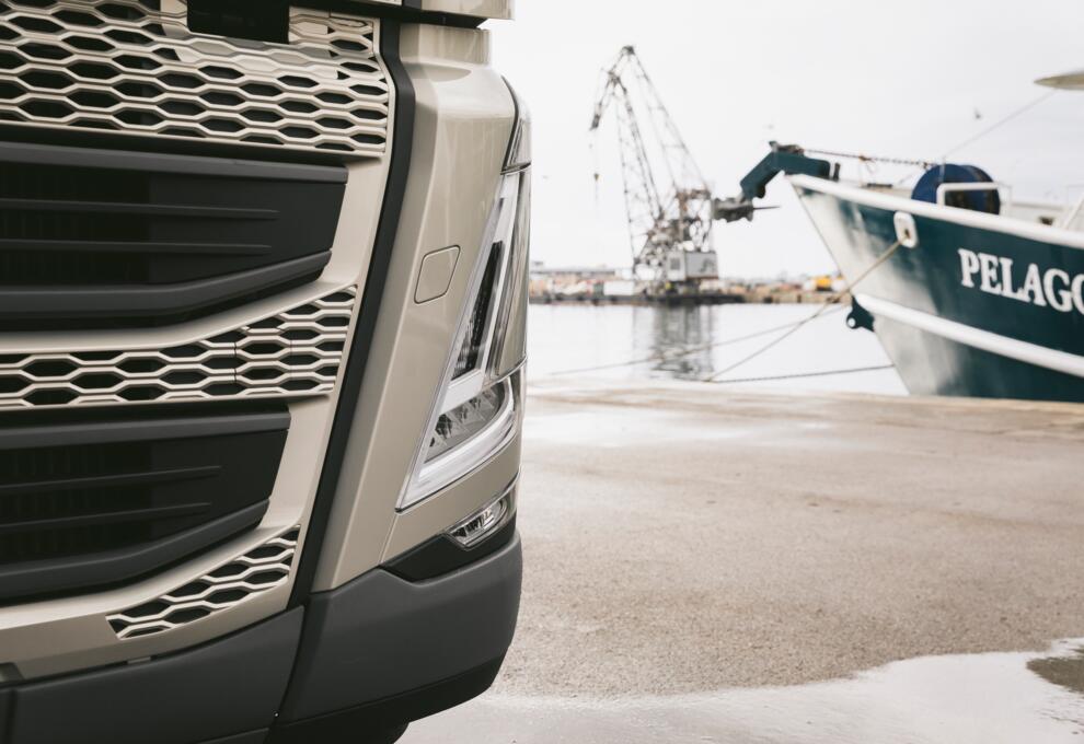 harbers-trucks Volvo FH koplamp